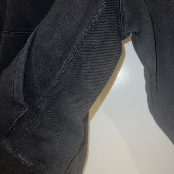 Under Pressure Hoodie Unisex Black Heavily Embroidered Stitch Drift Car Design - Picture 4 of 7